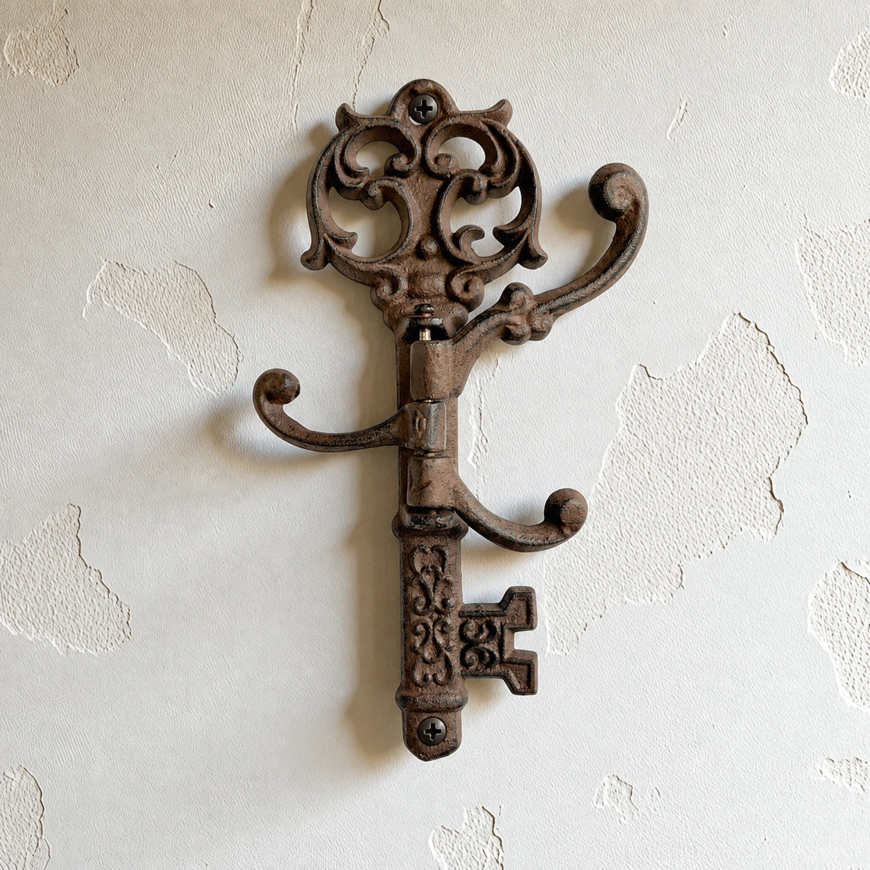 Skeleton Key Hook Rack, Cast Iron, 3 Hooks for Coats, Keys or Jewelry, 9" 56682 shot 1
