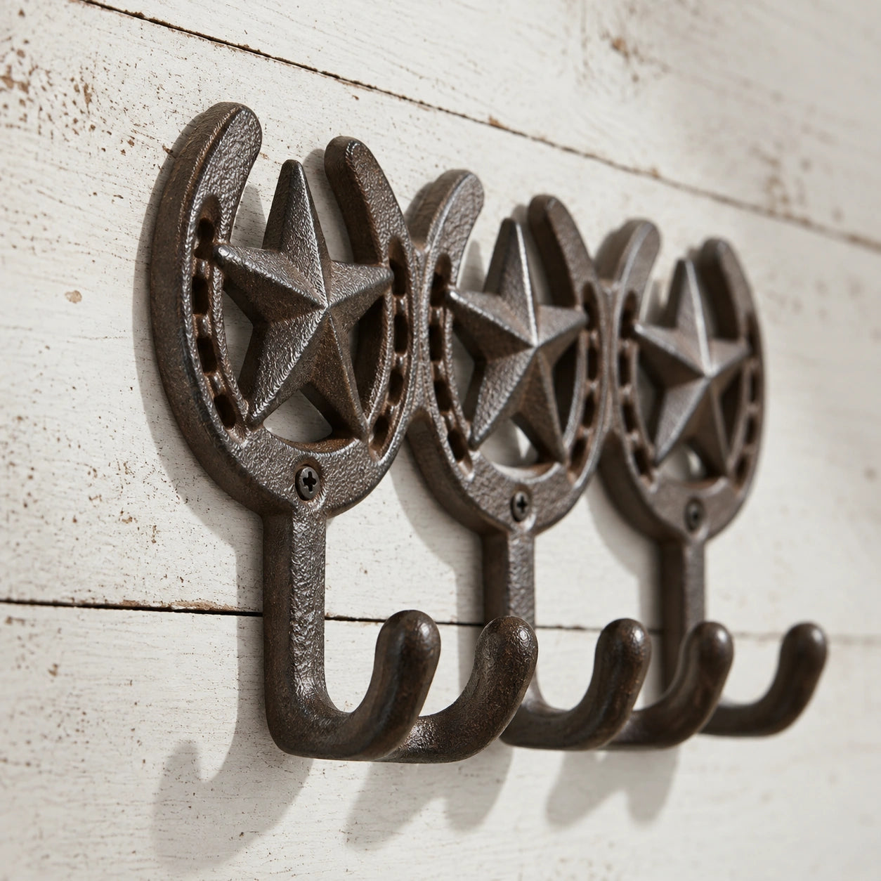 Star Horseshoe Triple Wall Hooks, Cast Iron for Coats, Bags or Scarves, 9.1" 58008 shot 4