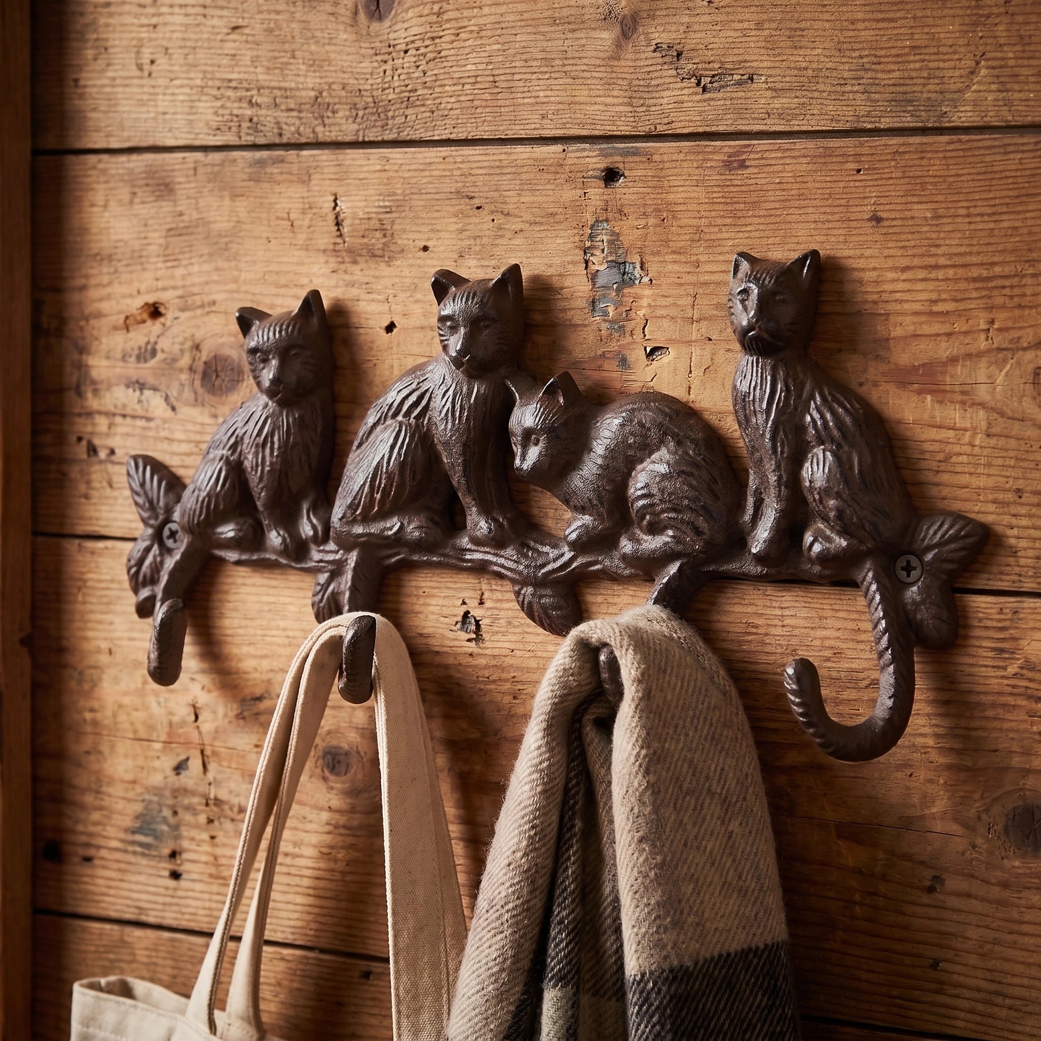 Cat Family 4-Hook Rack, Cast Iron for Keys or Leashes, 11.4" 58207 shot 1