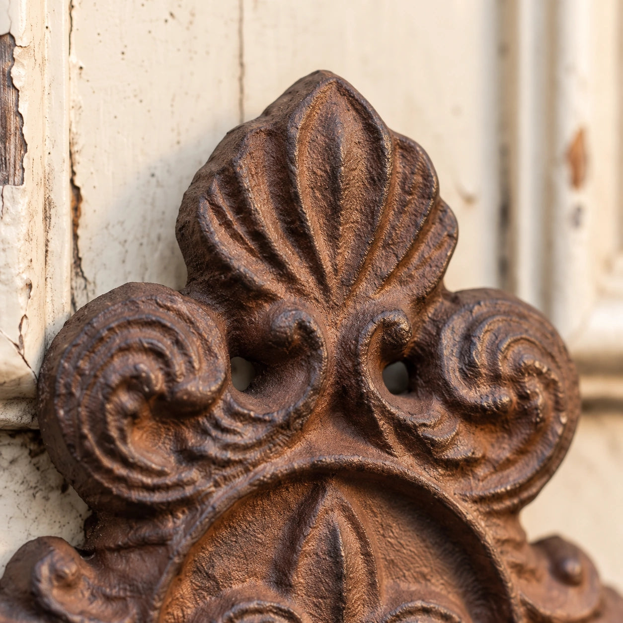 Fleur-de-Lis Door Knocker, Cast Iron Entry Door Hardware, 6" 58448 shot 3