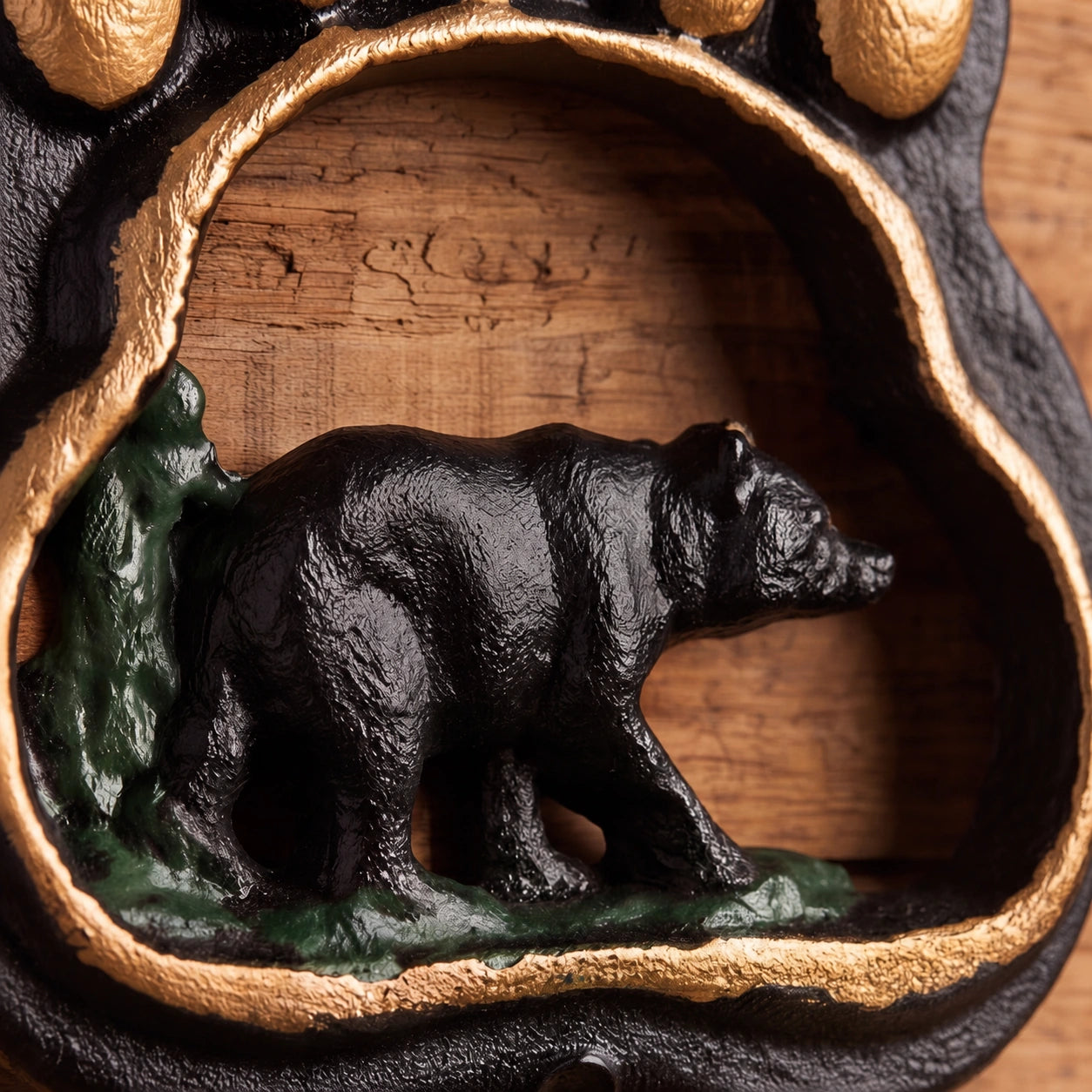 Bear Paw Wall Hook, Cast Iron for Coats, Leashes or Keys, 7.3" GB78068 shot 2